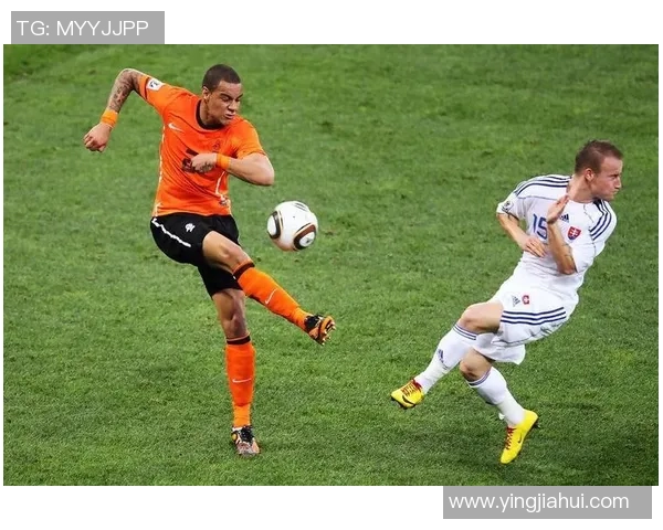 荷兰与斯洛伐克上半场精彩对决回顾与分析