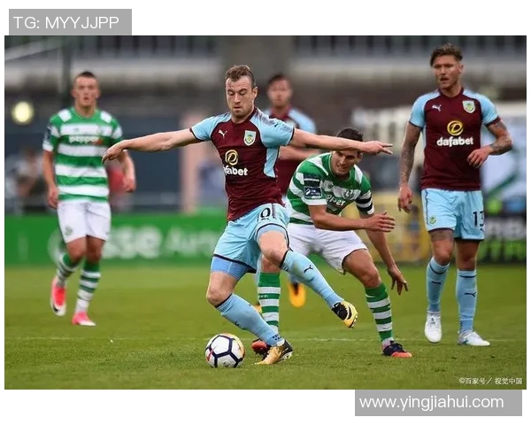 沙姆洛克与布雷的精彩对决揭示足球战术与团队协作的完美结合