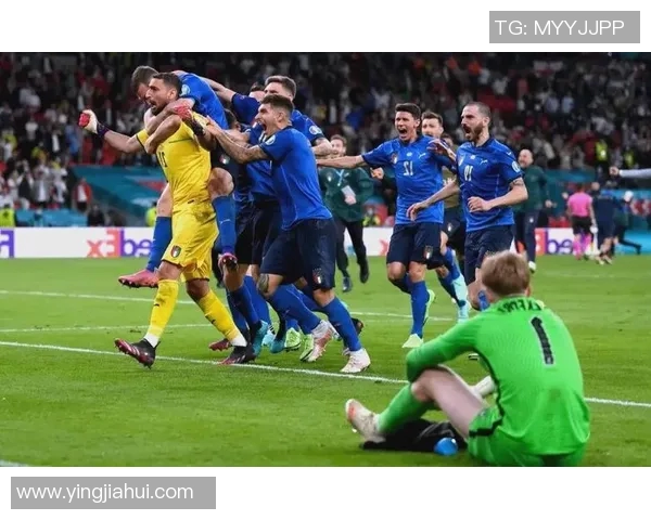 06年德国与意大利点球大战的荣耀与泪水颁奖时刻回顾 06年德国与意大利点球大战的荣耀与泪水颁奖时刻回顾