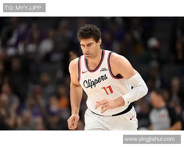 布鲁克洛佩斯:从篮筐之下到三分线外的全能大个子之路 布鲁克洛佩斯:从篮筐之下到三分线外的全能大个子之路